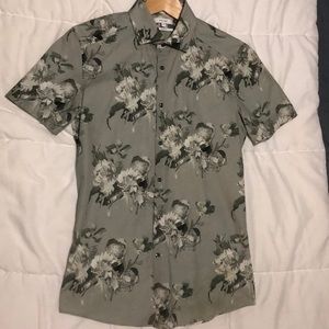 Reiss flower short sleeve button down shirt